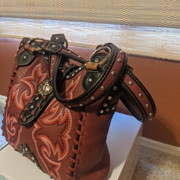 Rustic Couture's handbag - Picture 2 of 5